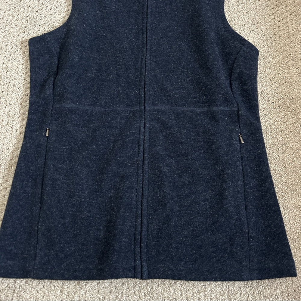 Women’s Ibex Merino Wool Vest - Picture 4 of 9